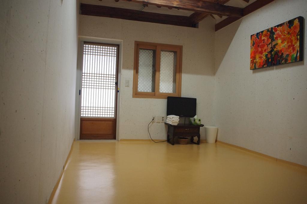 Floral Space Hanok Guesthouse Gyeongju Eksteriør billede