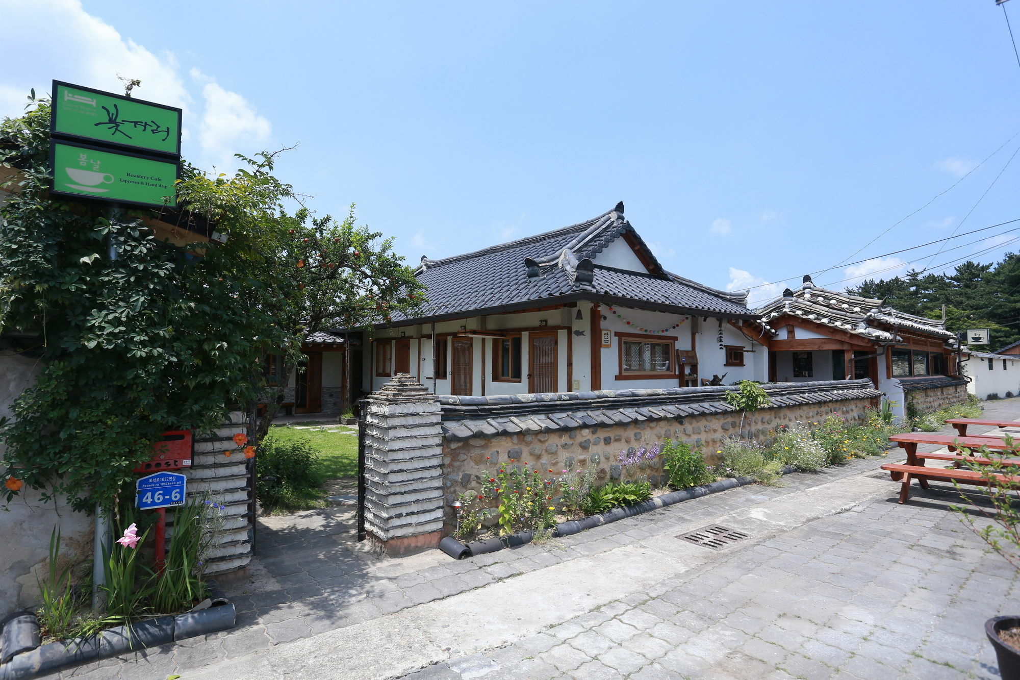 Floral Space Hanok Guesthouse Gyeongju Eksteriør billede