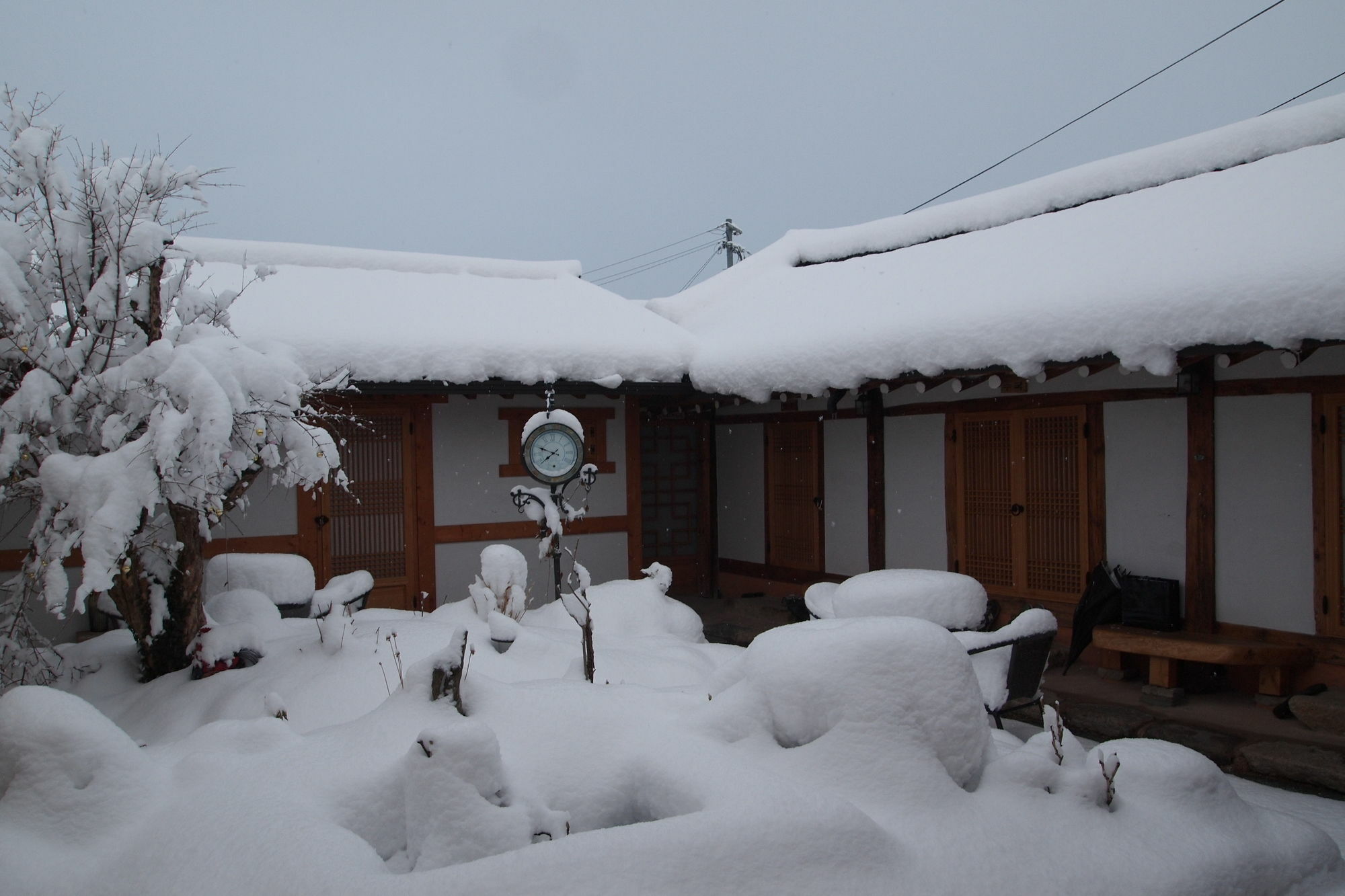 Floral Space Hanok Guesthouse Gyeongju Eksteriør billede